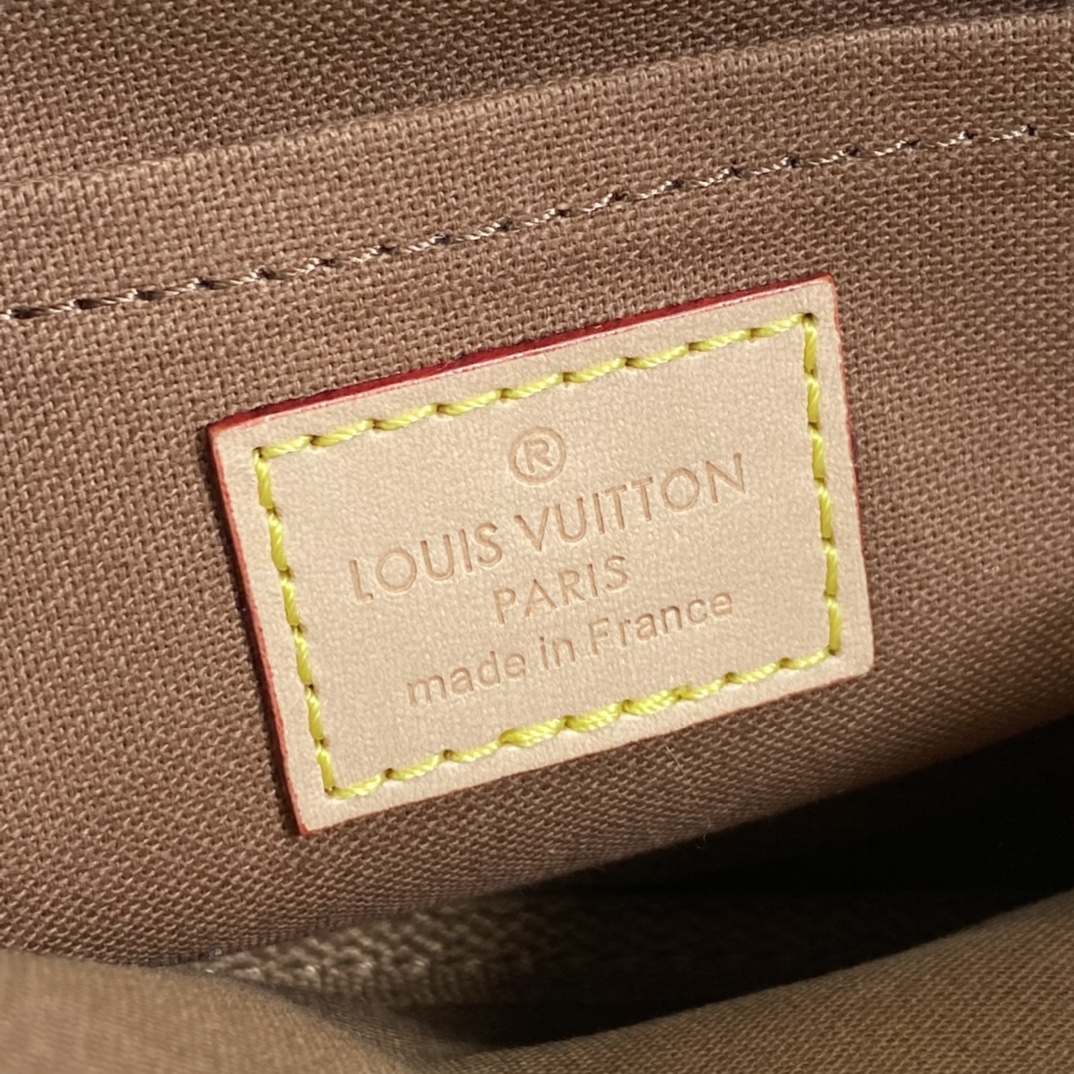 Louis Vuitton MULTI POCHETTE ACCESSOIRES Monogram M44813 Khaki